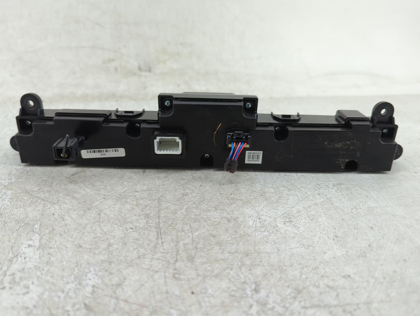 2020 Kia Sportage Hazard Switch D996569210 - Oemusedautoparts1.com