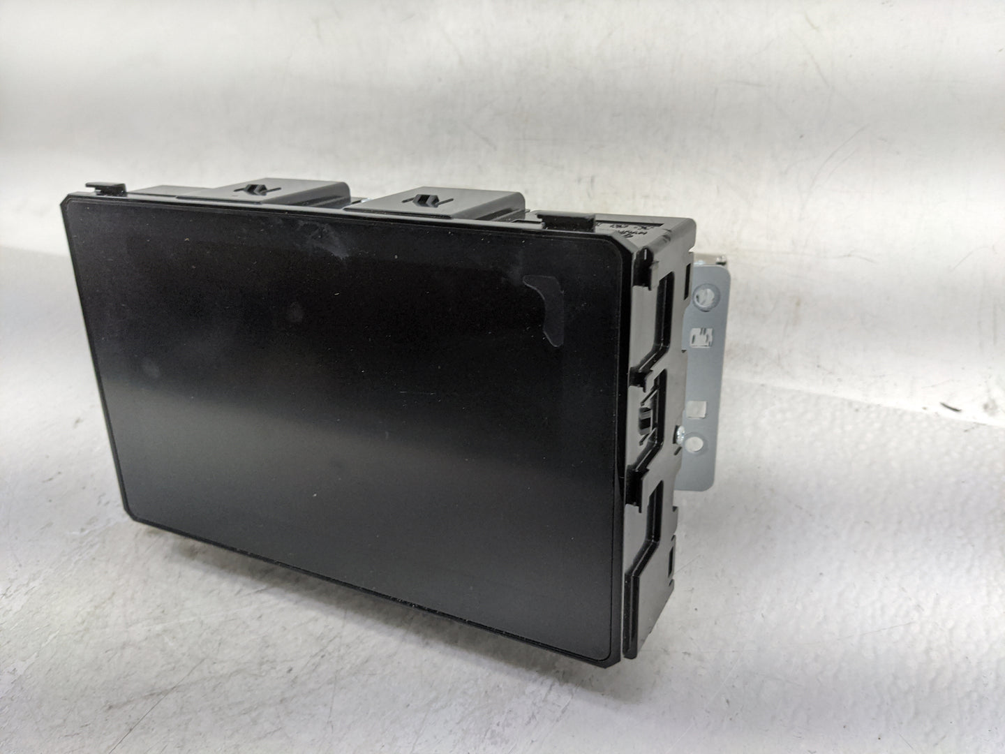 2020-2021 Kia Sportage Radio AM FM Cd Player Receiver Replacement P/N:96160D9220FHV Fits Fits 2020 2021 OEM Used Auto Parts 
