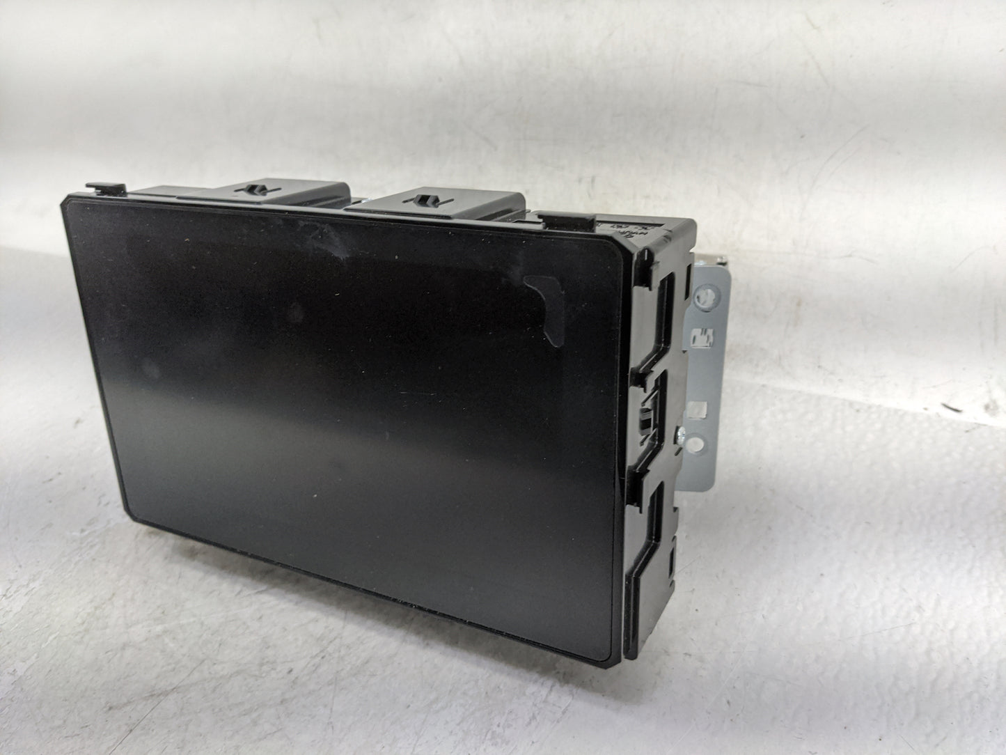 2020-2021 Kia Sportage Radio AM FM Cd Player Receiver Replacement P/N:96160D9220FHV Fits Fits 2020 2021 OEM Used Auto Parts 