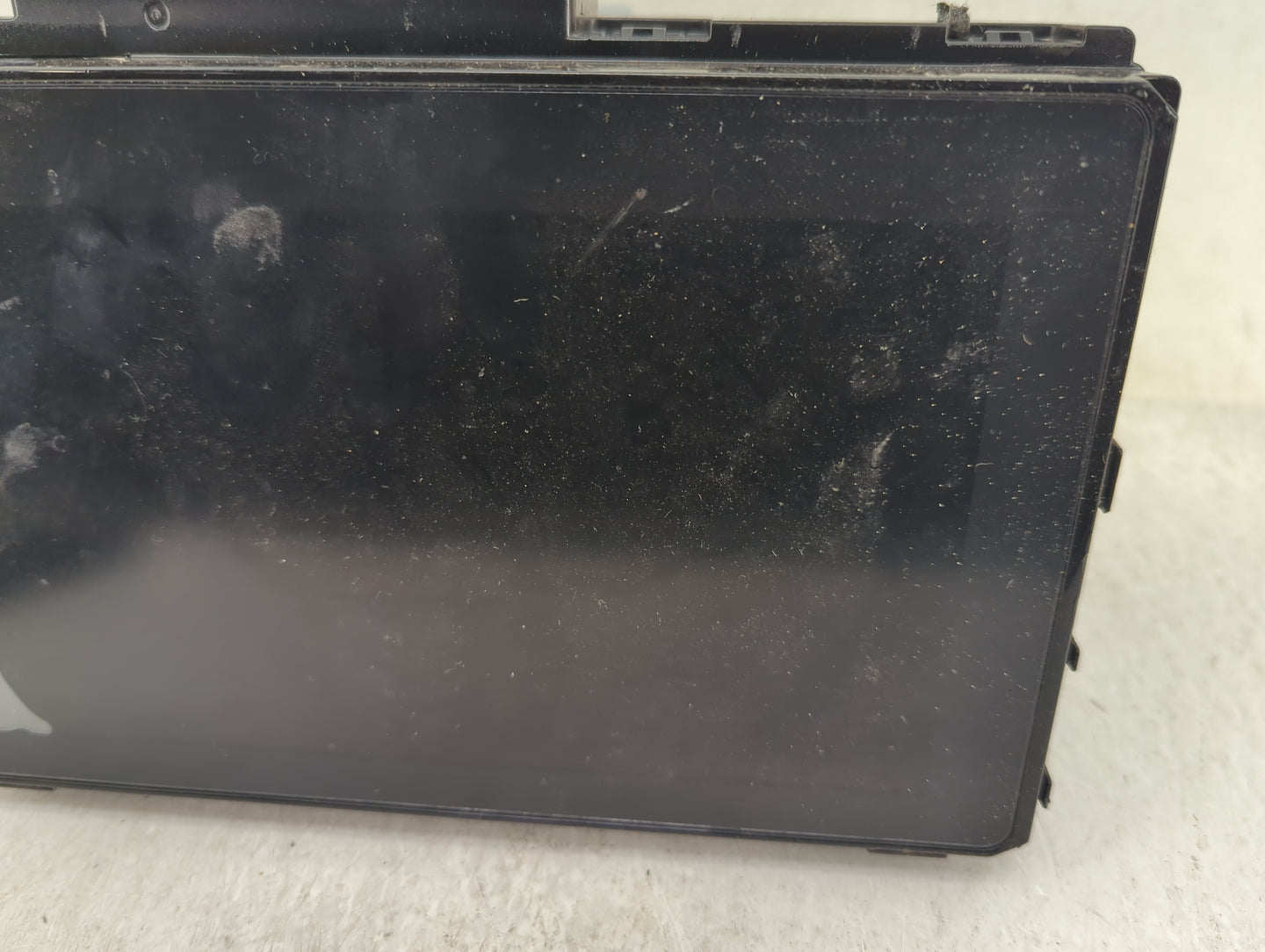 2020-2021 Kia Sportage Radio AM FM Cd Player Receiver Replacement P/N:96160D9220FHV Fits Fits 2020 2021 OEM Used Auto Parts 