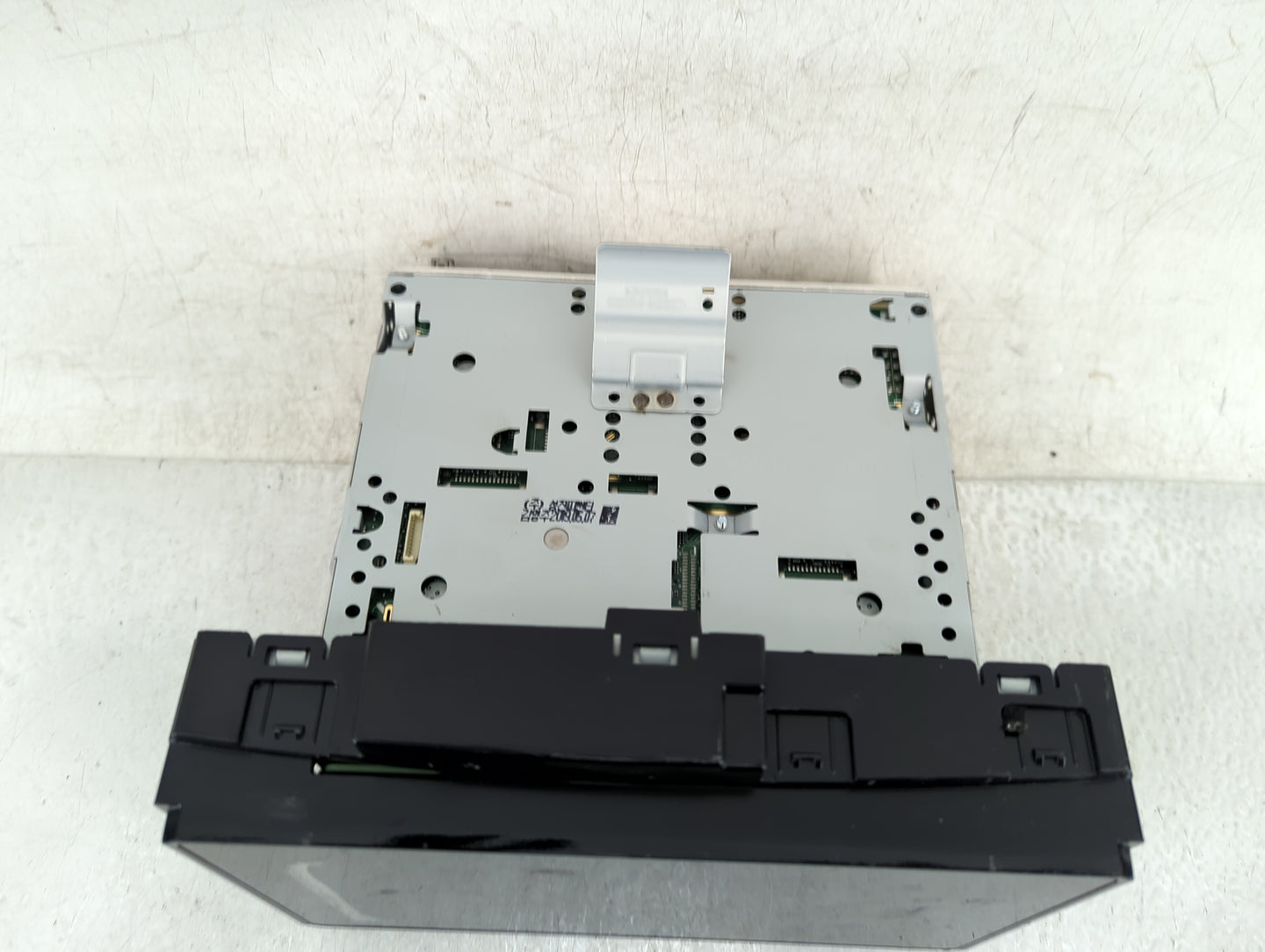 2020-2021 Kia Sportage Radio AM FM Cd Player Receiver Replacement P/N:96160D9220FHV Fits Fits 2020 2021 OEM Used Auto Parts 