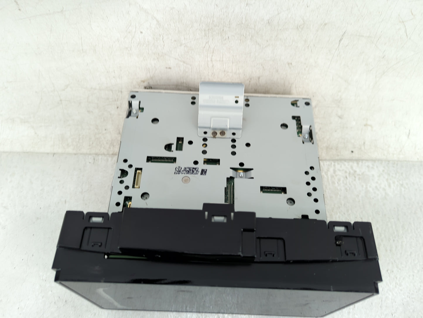 2020-2021 Kia Sportage Radio AM FM Cd Player Receiver Replacement P/N:96160D9220FHV Fits Fits 2020 2021 OEM Used Auto Parts 
