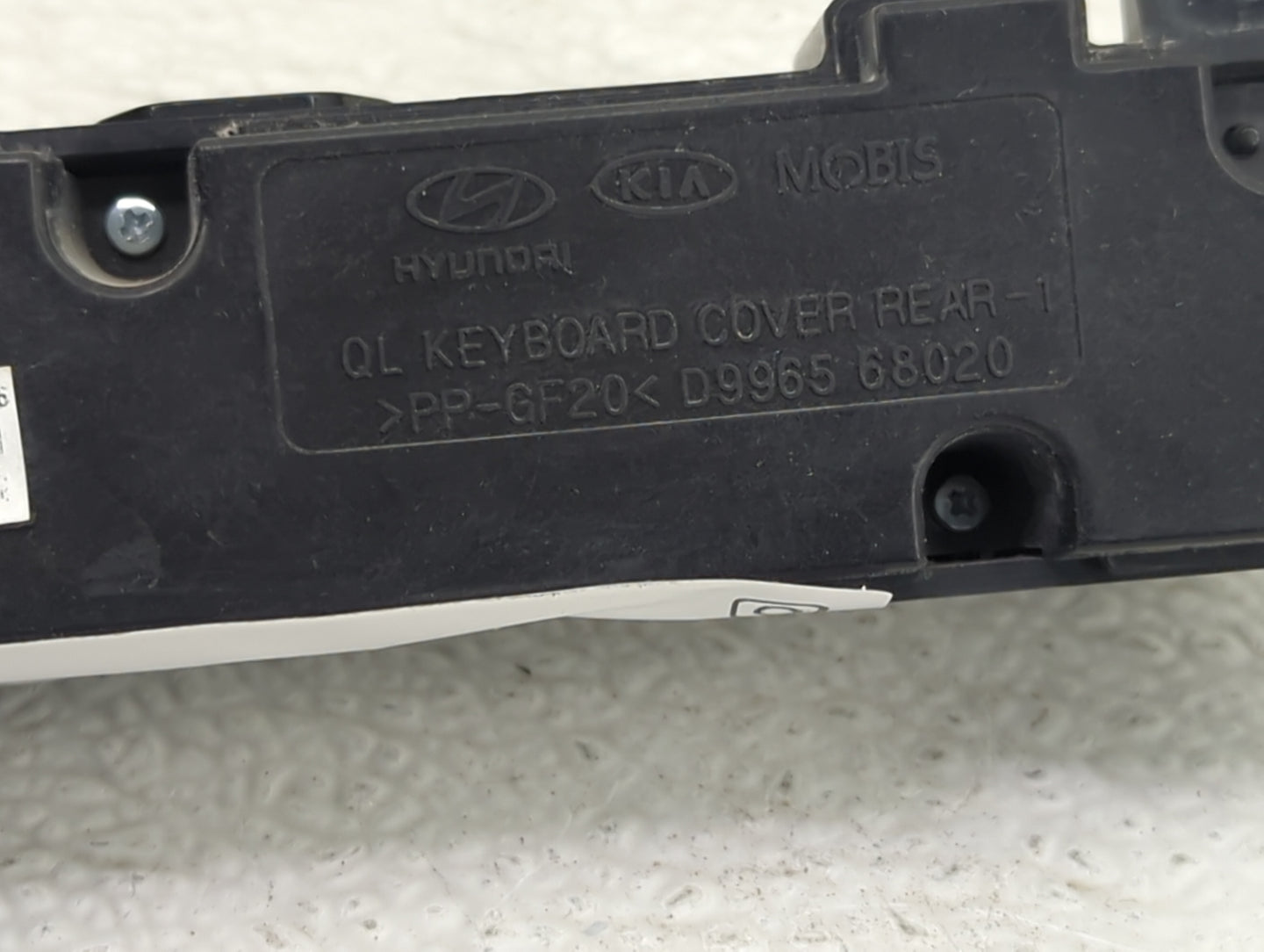 2018-2021 Kia Sportage Radio AM FM Cd Player Receiver Replacement P/N:D9965 68020 Fits Fits 2018 2019 2020 2021 OEM Used Aut