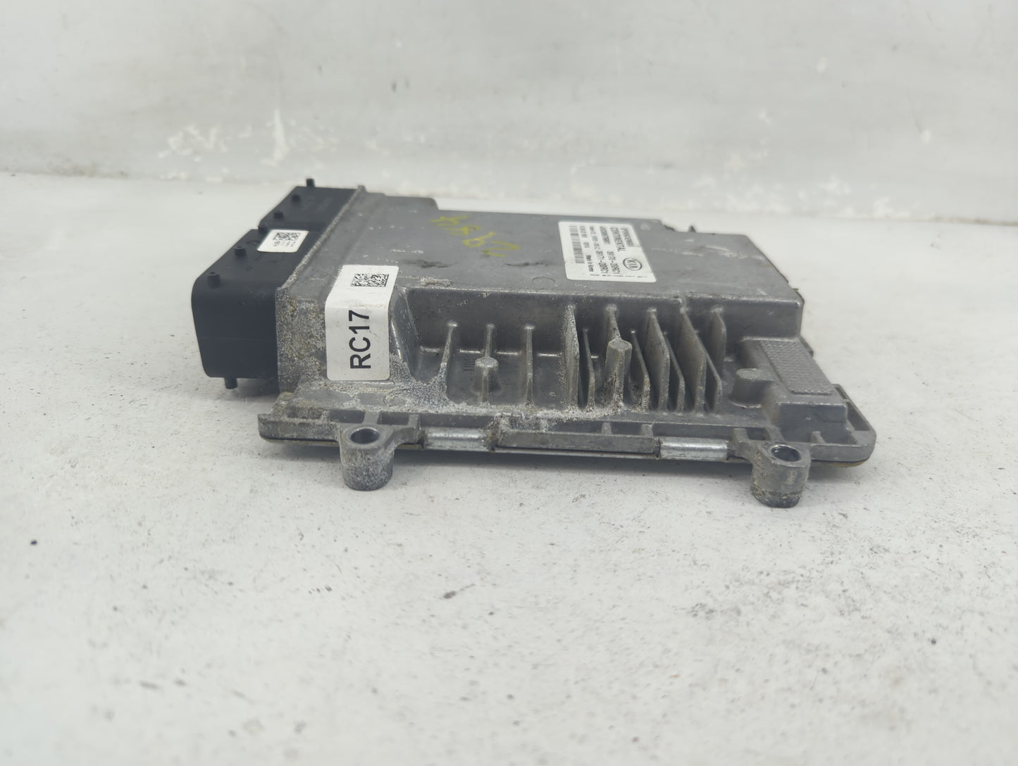 2020-2021 Kia Sportage PCM Engine Control Computer ECU ECM PCU OEM P/N:39171-2GRC1 39170-2GRC1 Fits Fits 2020 2021 OEM Used 
