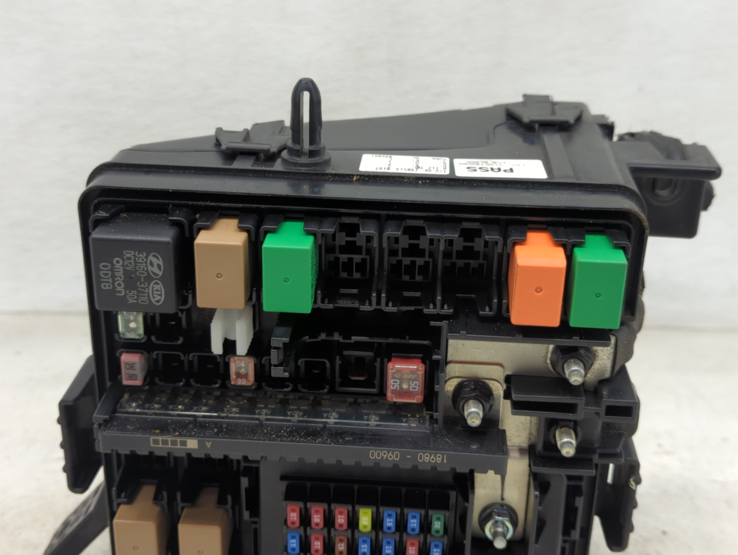 2020-2021 Kia Sportage Fusebox Fuse Box Panel Relay Module P/N:914F0-D9350 914F0D9350 Fits Fits 2020 2021 OEM Used Auto Part