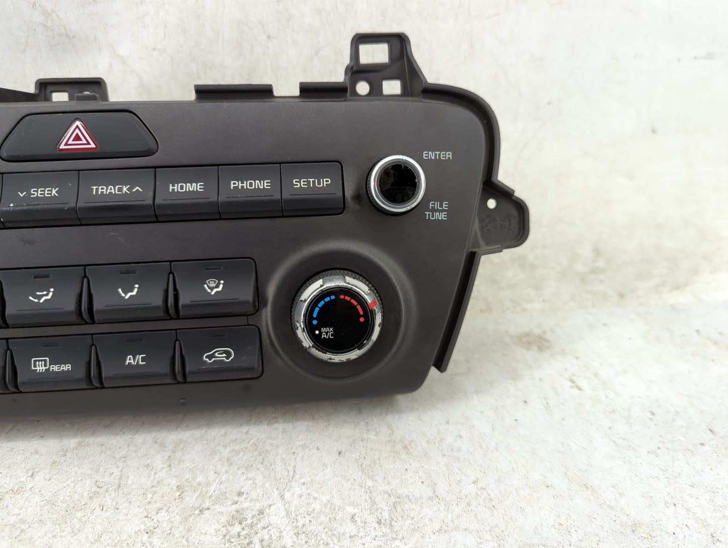 2020-2021 Kia Sportage Climate Control Module Temperature AC/Heater Replacement P/N:97250-D9AB0AK5 Fits Fits 2020 2021 OEM U