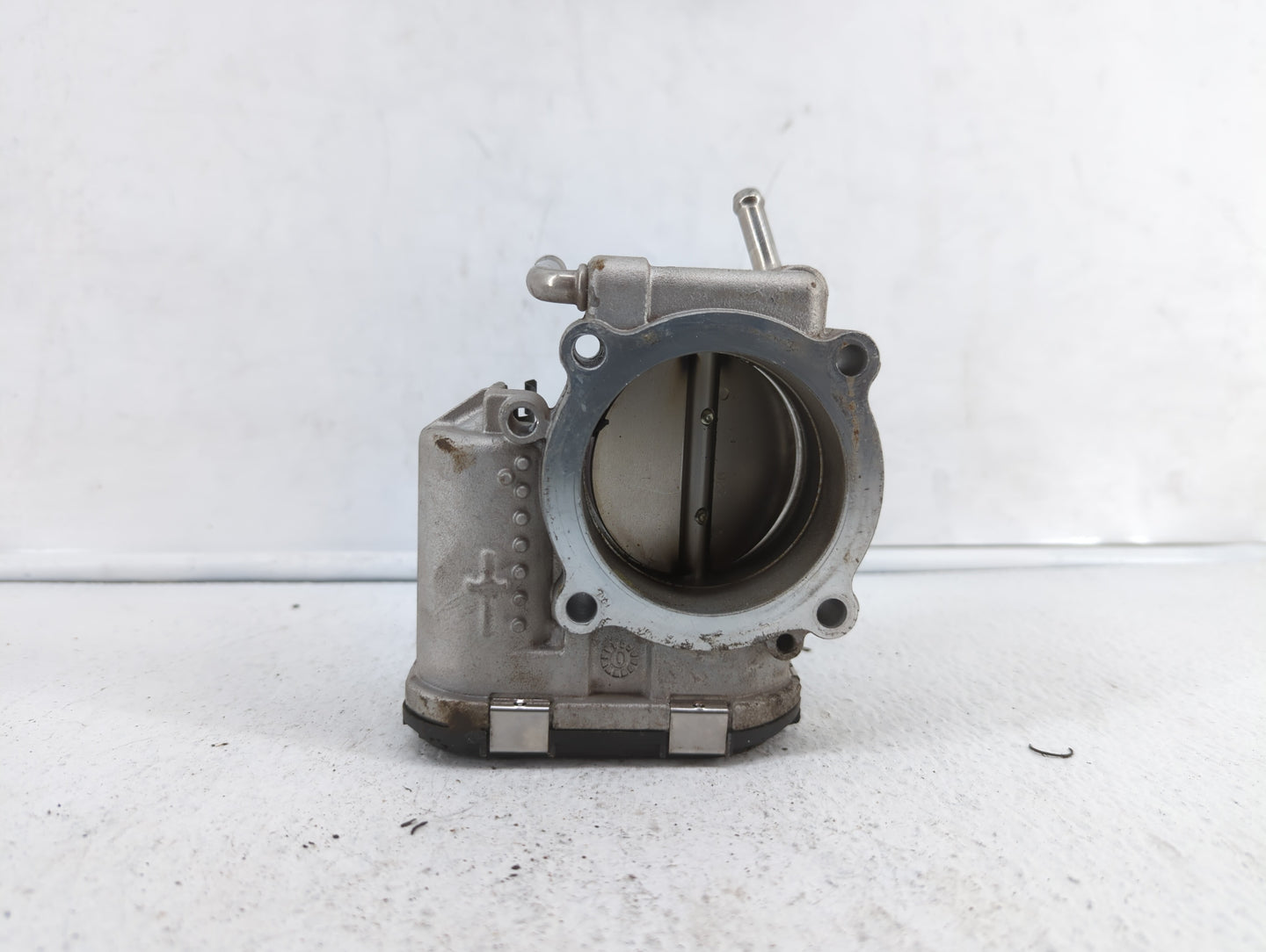 2017-2019 Kia Sportage Throttle Body P/N:0 280 750 618 35100-2G600 Fits Fits 2015 2016 2017 2018 2019 OEM Used Auto Parts - 