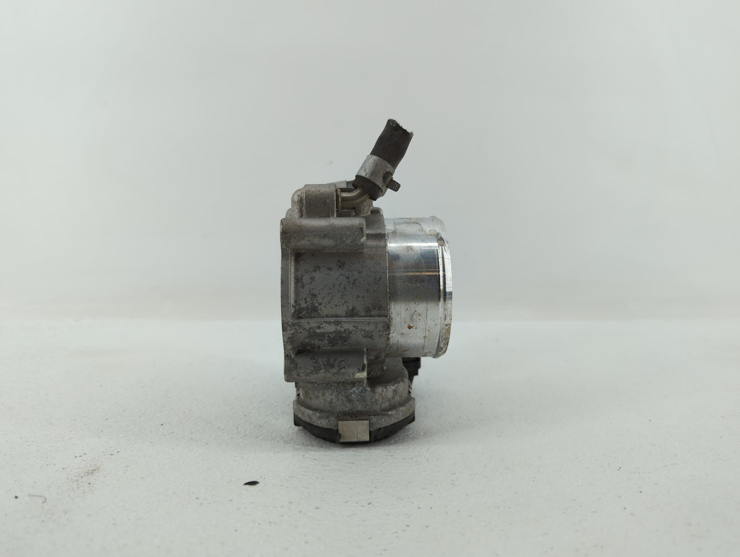 2017-2021 Kia Sportage Throttle Body P/N:0 280 750 618 35100-2G600 Fits Fits 2015 2016 2017 2018 2019 2020 2021 OEM Used Aut