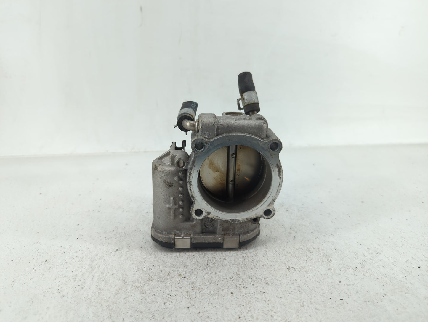 2017-2021 Kia Sportage Throttle Body P/N:35100-2G600 Fits Fits 2015 2016 2017 2018 2019 2020 2021 OEM Used Auto Parts - Oemu