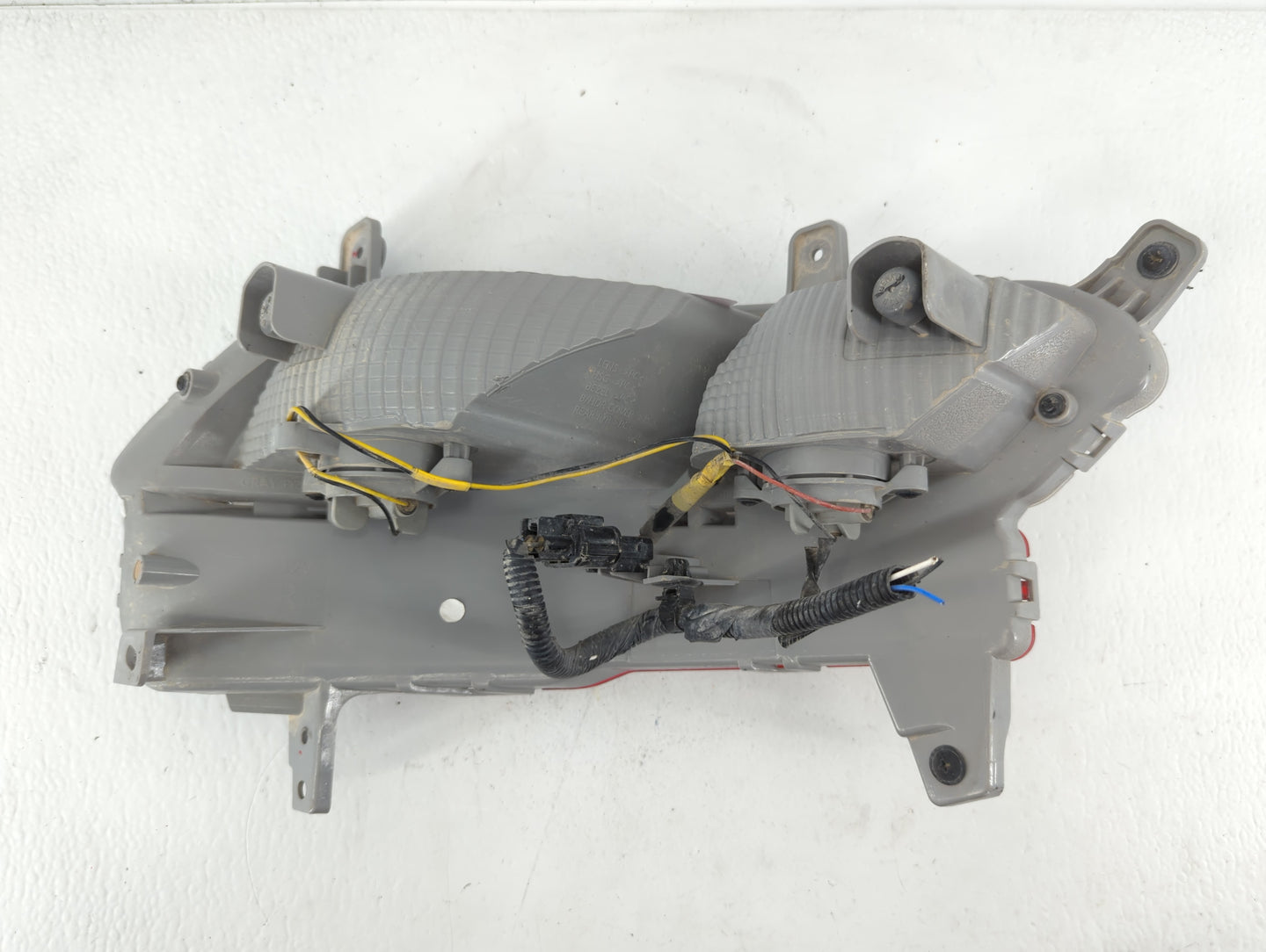 2017-2019 Kia Sportage Tail Light Assembly Driver Left OEM P/N:92406-D97 92406-D97 DOT Fits Fits 2017 2018 2019 OEM Used Aut