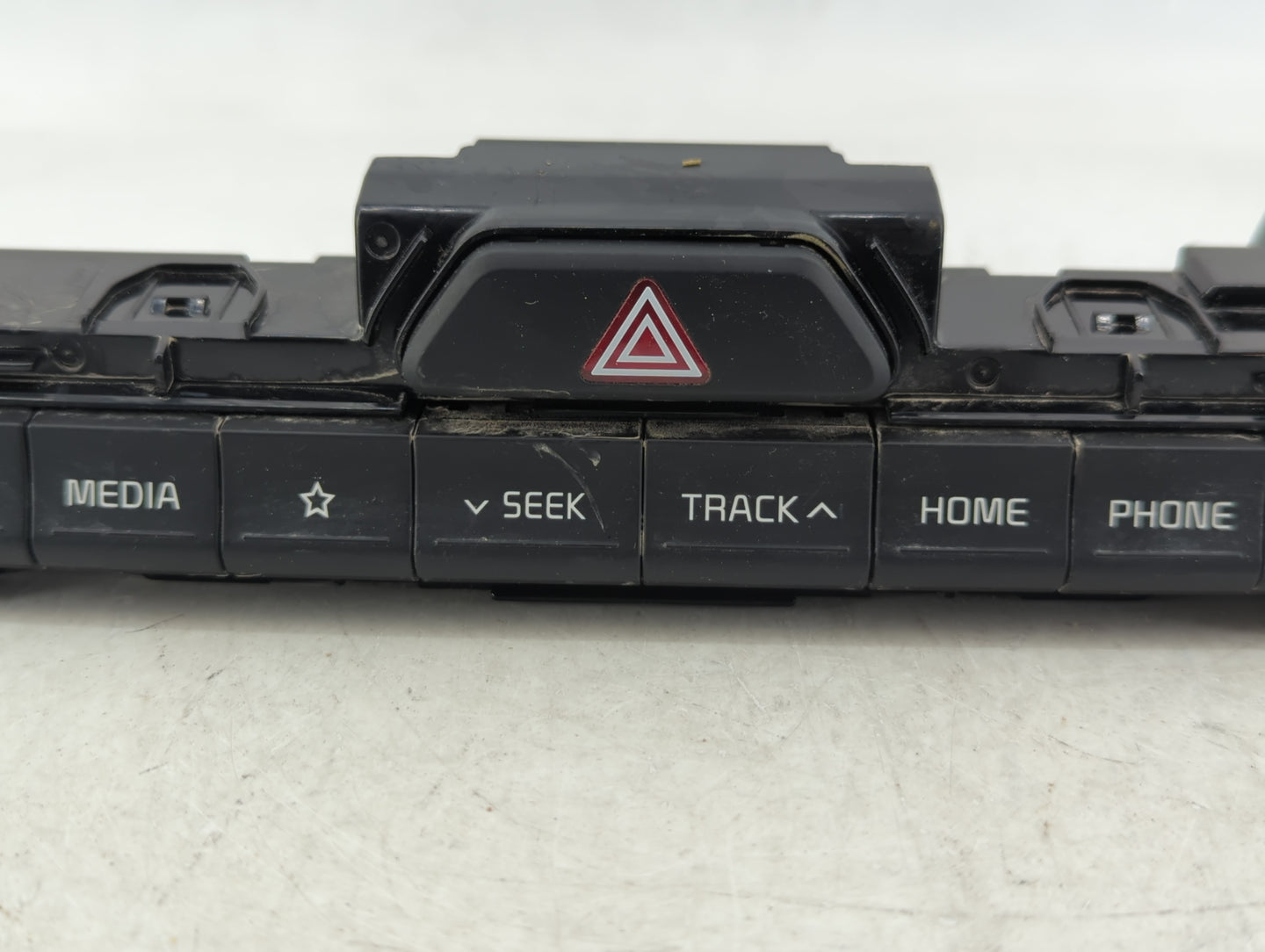 2017-2021 Kia Sportage Radio AM FM Cd Player Receiver Replacement P/N:D9965 69210 Fits Fits 2017 2018 2019 2020 2021 OEM Use