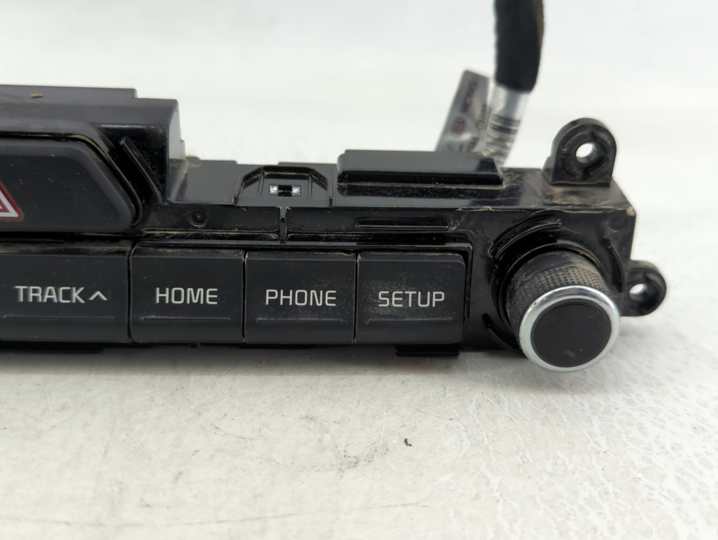 2017-2021 Kia Sportage Radio AM FM Cd Player Receiver Replacement P/N:D9965 69210 Fits Fits 2017 2018 2019 2020 2021 OEM Use