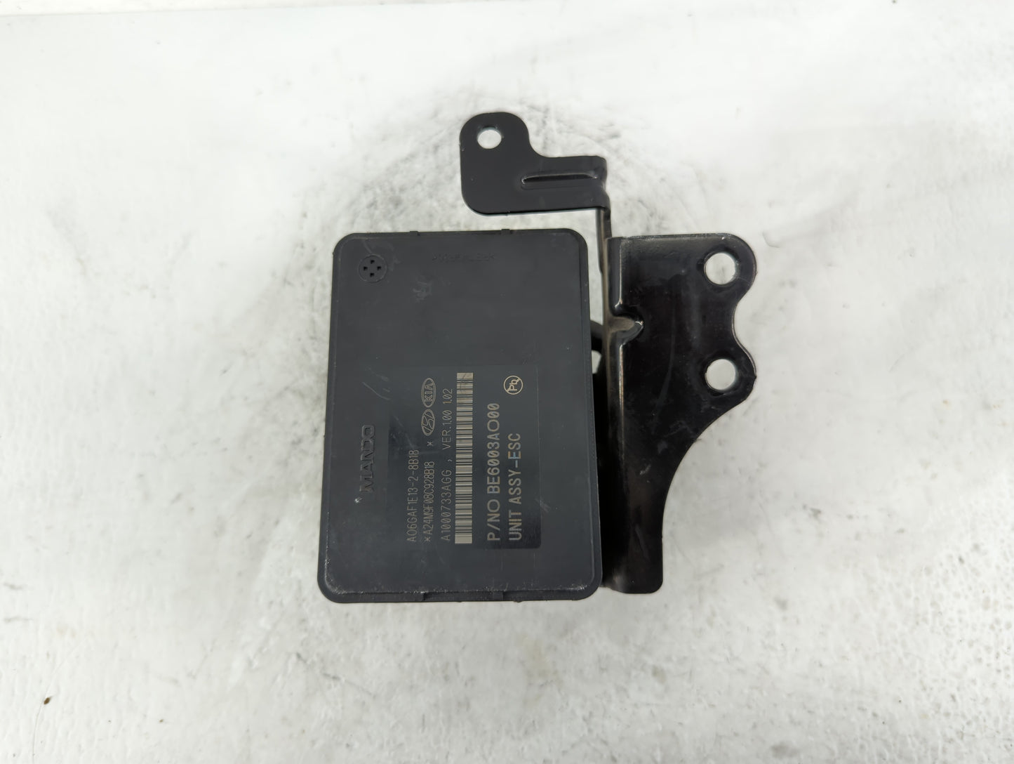2020-2021 Kia Sportage ABS Pump Control Module Replacement P/N:D9510 D30 Fits Fits 2020 2021 OEM Used Auto Parts - Oemusedau