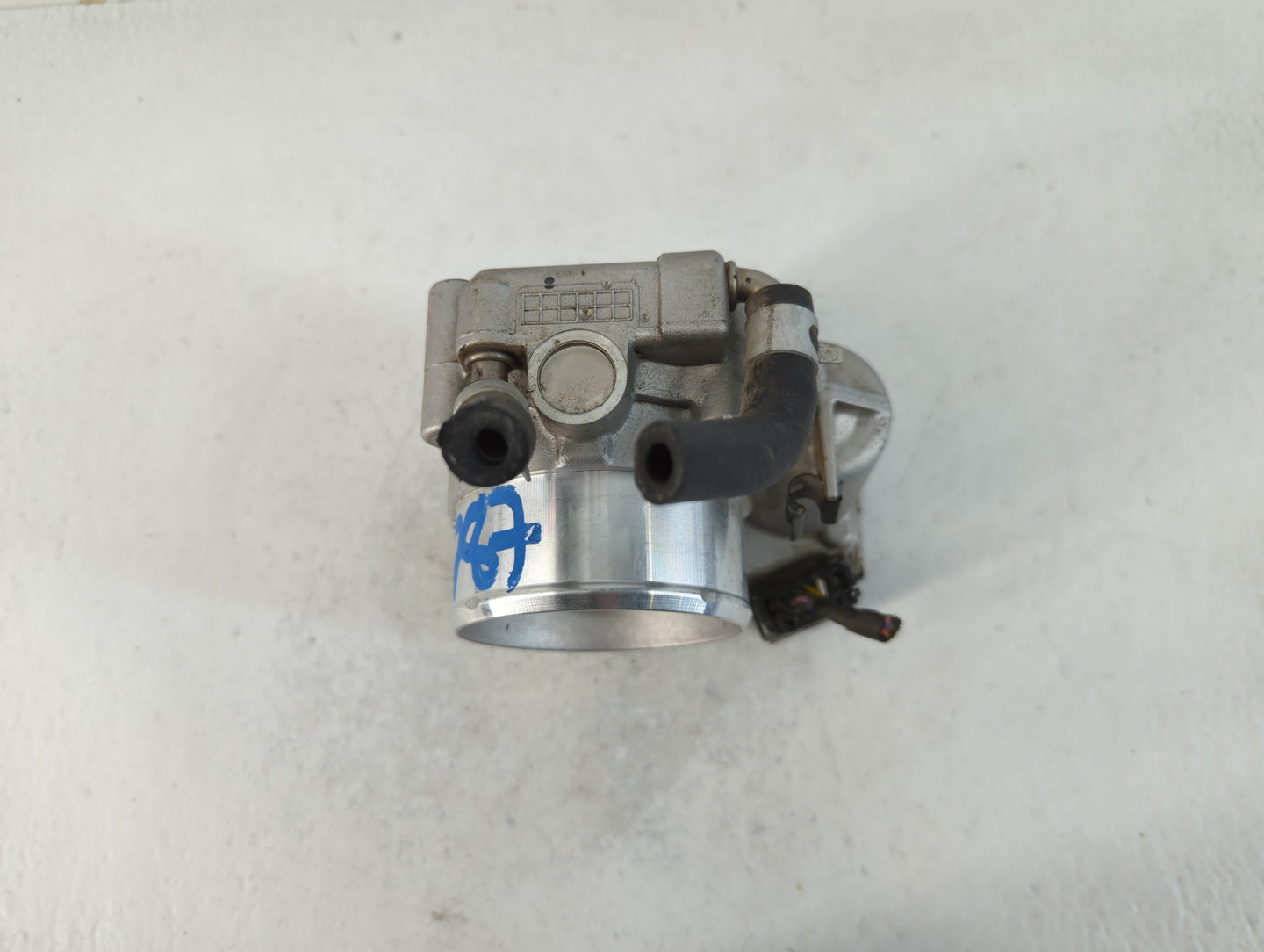 2017-2021 Kia Sportage Throttle Body P/N:35100-2G600 Fits Fits 2015 2016 2017 2018 2019 2020 2021 OEM Used Auto Parts - Oemu