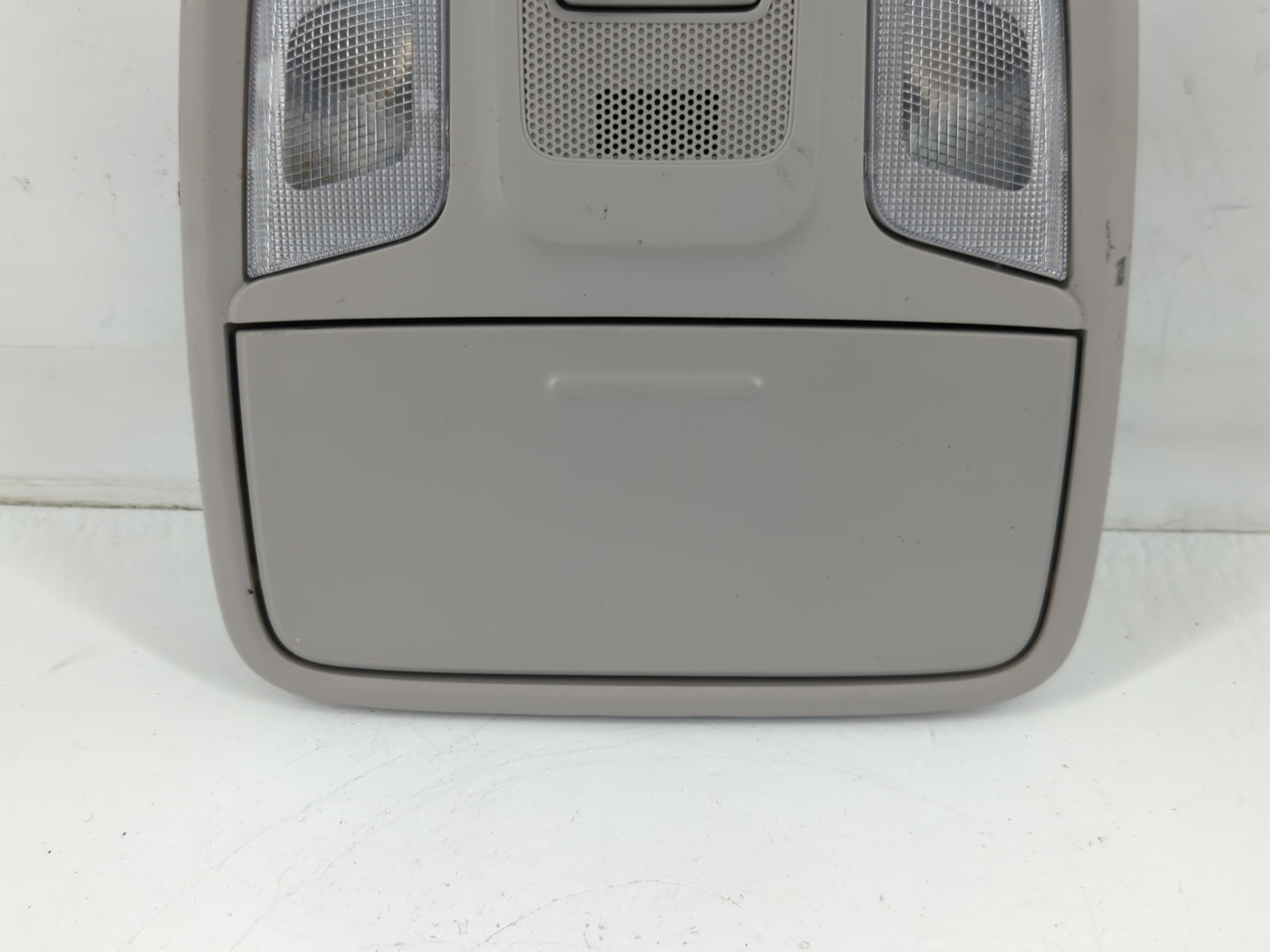 2020 Kia Sportage Overhead Roof Console - Oemusedautoparts1.com