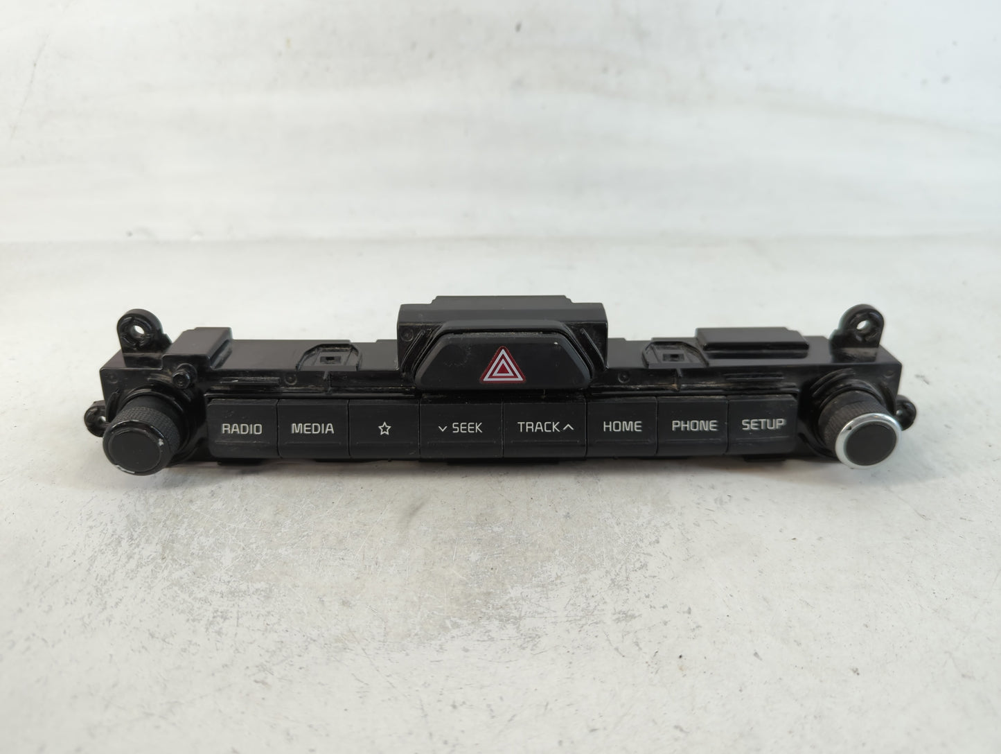 2018-2021 Kia Sportage Radio AM FM Cd Player Receiver Replacement P/N:D9965 68020 PP-GF20 Fits Fits 2018 2019 2020 2021 OEM 