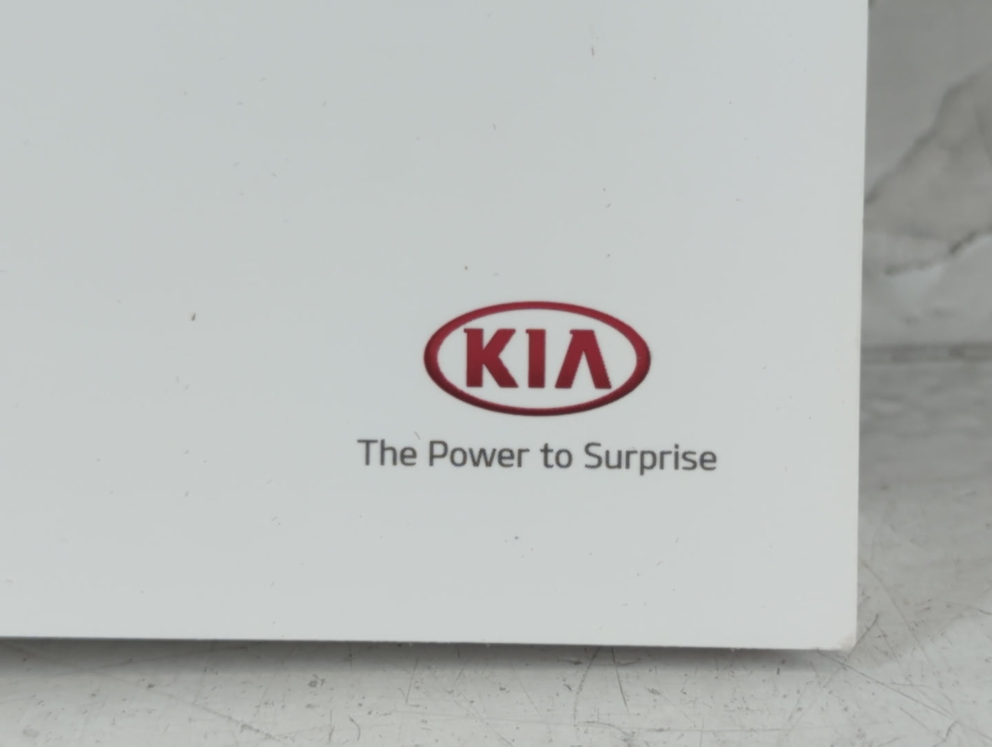 2020 Kia Telluride Owners Manual Book Guide P/N:LS95-EU04I OEM Used Auto Parts - Oemusedautoparts1.com