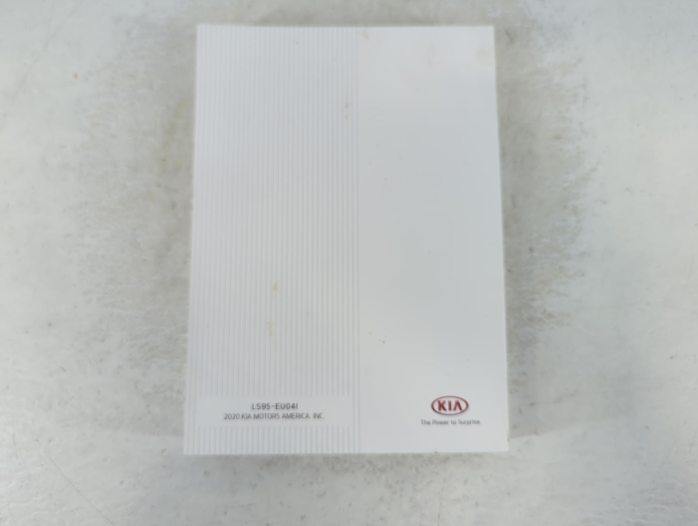 2020 Kia Telluride Owners Manual Book Guide P/N:LS95-EU04I OEM Used Auto Parts - Oemusedautoparts1.com