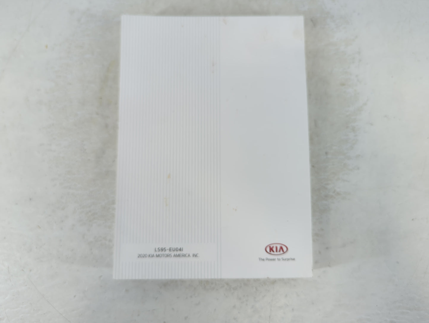 2020 Kia Telluride Owners Manual Book Guide P/N:LS95-EU04I OEM Used Auto Parts - Oemusedautoparts1.com