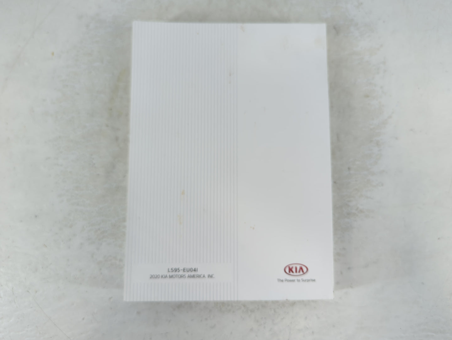 2020 Kia Telluride Owners Manual Book Guide P/N:LS95-EU04I OEM Used Auto Parts - Oemusedautoparts1.com
