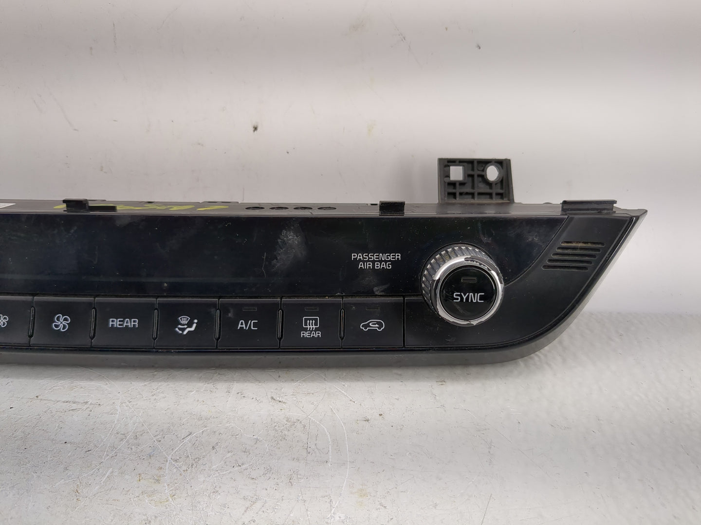 2020-2022 Kia Telluride Climate Control Module Temperature AC/Heater Replacement P/N:Q138900L 97250-S9000 Fits Fits 2020 202