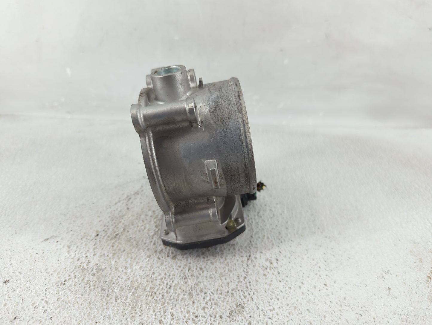 2020-2022 Kia Telluride Throttle Body P/N:35100-3L100 Fits Fits 2017 2018 2019 2020 2021 2022 OEM Used Auto Parts - Oemuseda