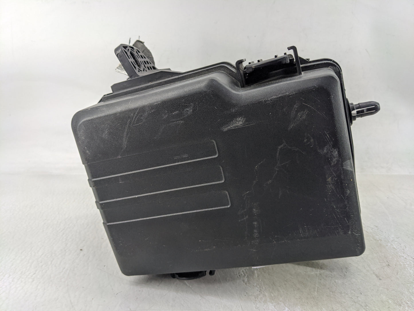 2020-2022 Kia Telluride Fusebox Fuse Box Panel Relay Module P/N:91956-89010 Fits Fits 2020 2021 2022 OEM Used Auto Parts - O
