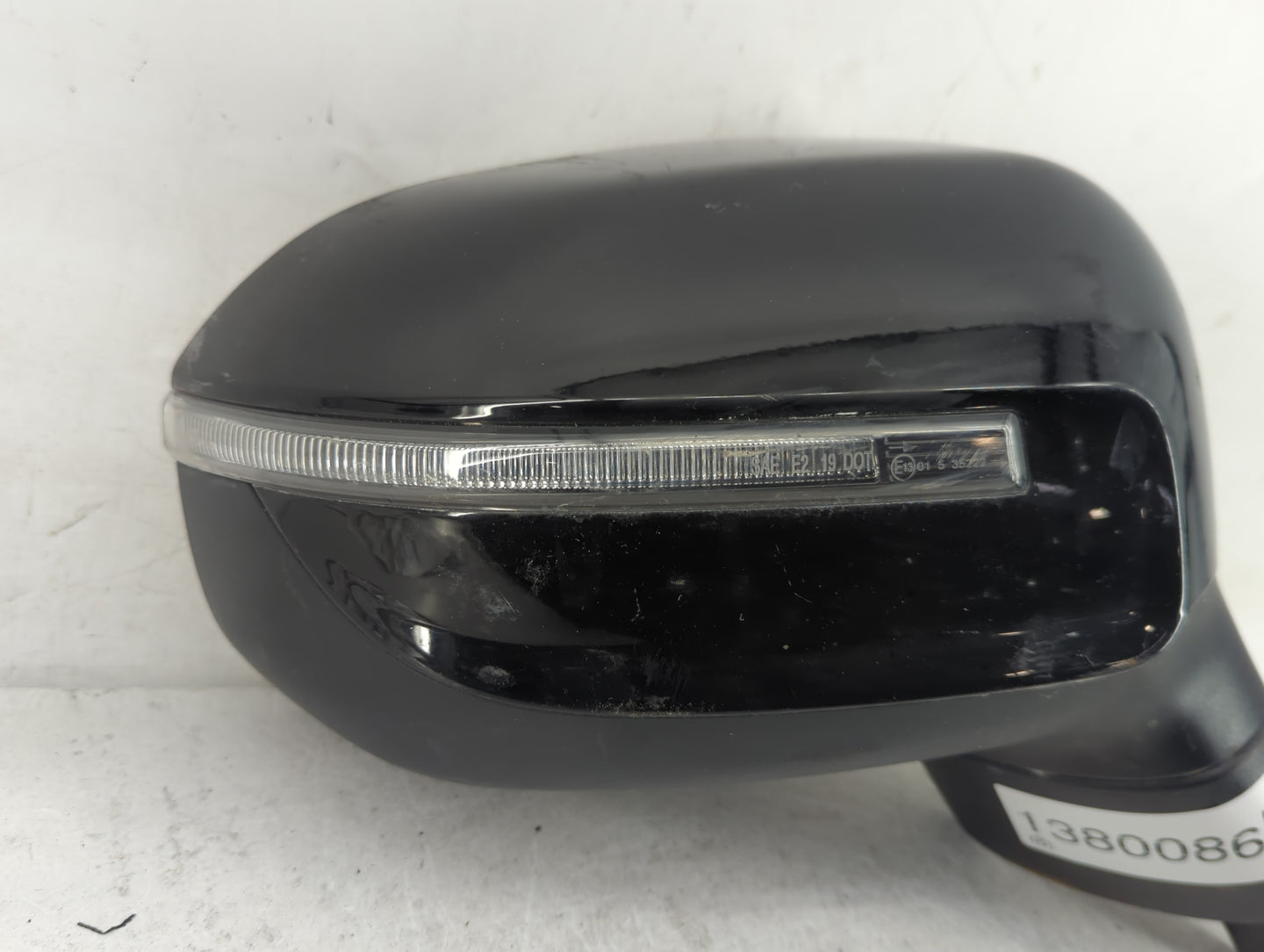 2020-2022 Kia Telluride Passenger Side View Mirror - Right Door Mirror OEM Used - Oemusedautoparts1.com
