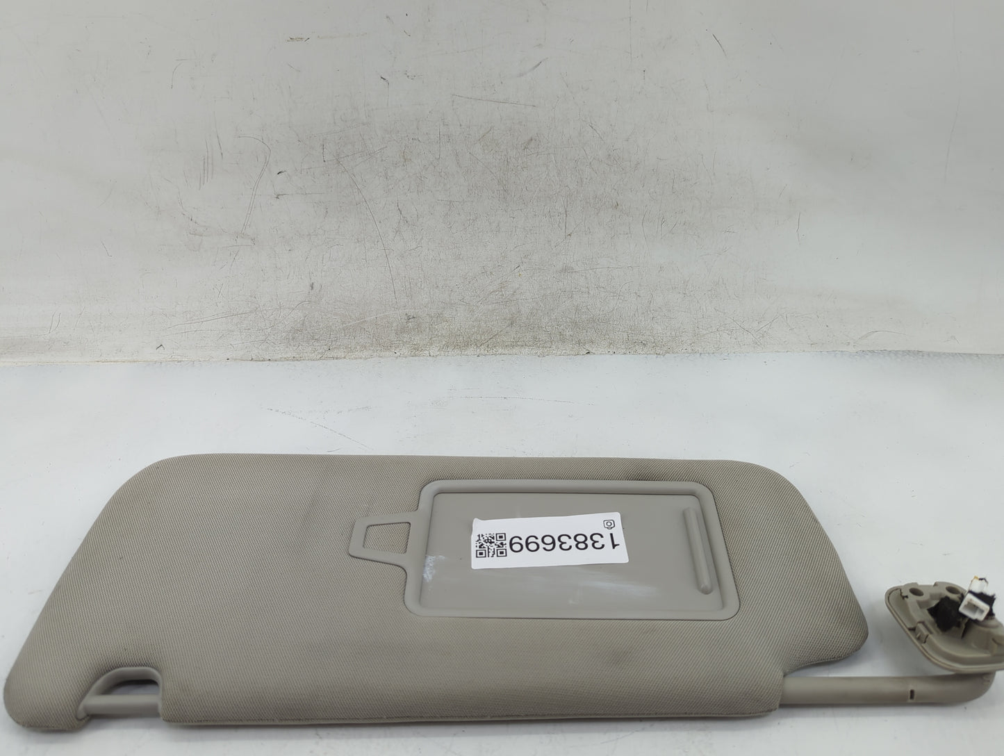 2020-2022 Kia Telluride Sun Visor Shade Replacement Driver Left Mirror Fits Fits 2020 2021 2022 OEM Used Auto Parts - Oemuse