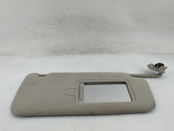 2020-2022 Kia Telluride Sun Visor Shade Replacement Passenger Right Mirror Fits Fits 2020 2021 2022 OEM Used Auto Parts - Oe
