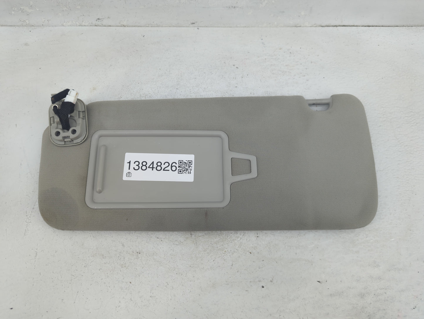 2020-2022 Kia Telluride Sun Visor Shade Replacement Driver Left Mirror Fits Fits 2020 2021 2022 OEM Used Auto Parts - Oemuse