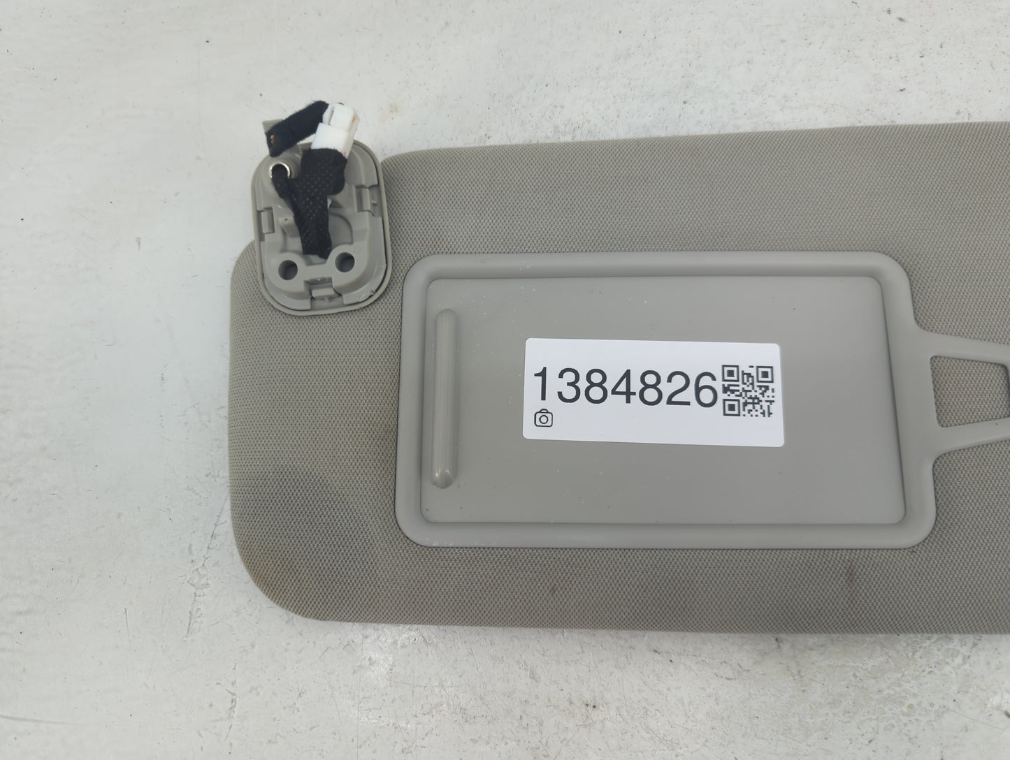 2020-2022 Kia Telluride Sun Visor Shade Replacement Driver Left Mirror Fits Fits 2020 2021 2022 OEM Used Auto Parts - Oemuse