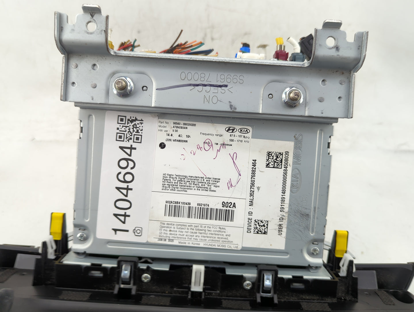 2020-2022 Kia Telluride Radio AM FM Cd Player Receiver Replacement P/N:96560-S9020CDD Fits Fits 2020 2021 2022 OEM Used Auto