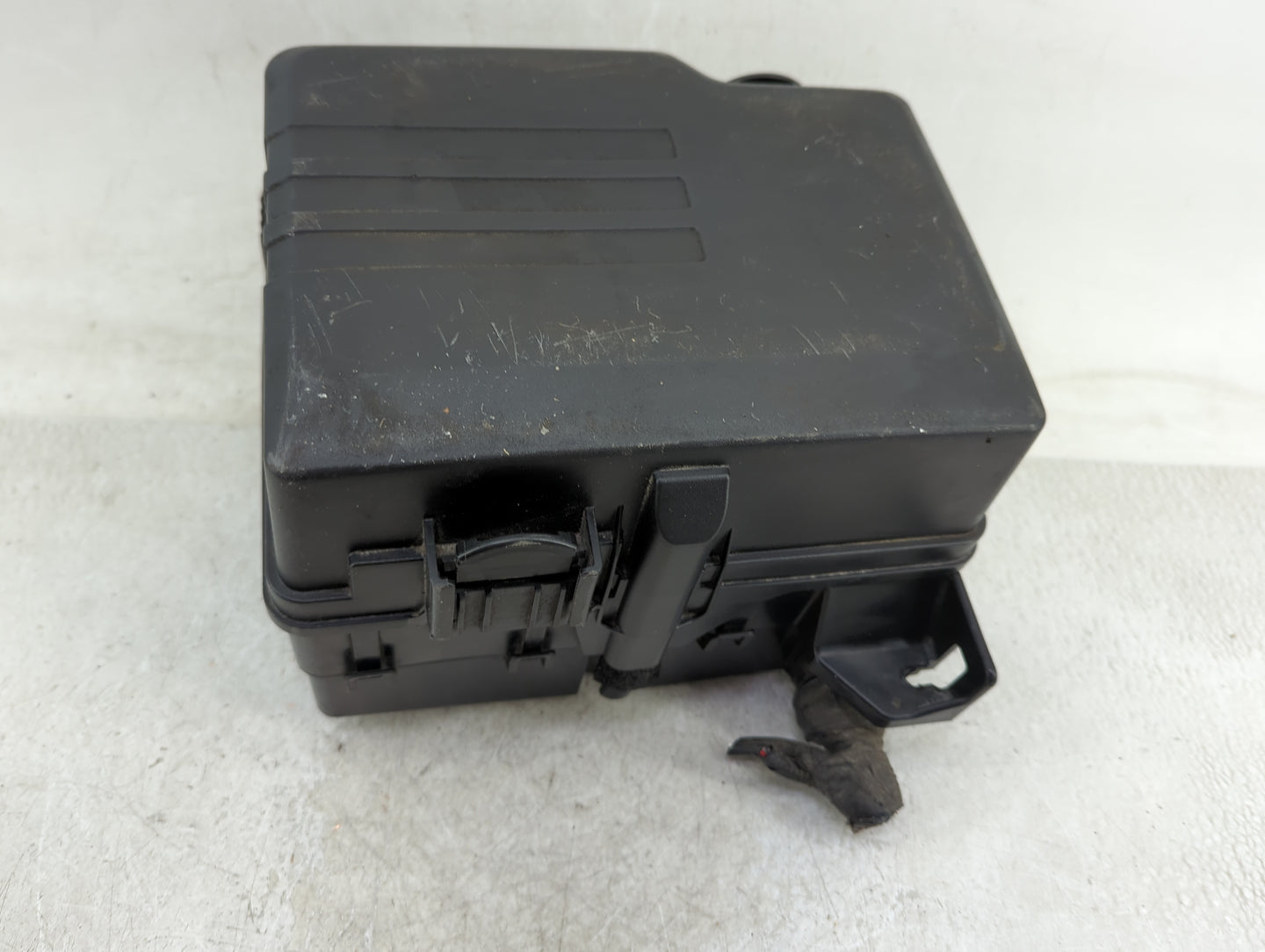 2020-2022 Kia Telluride Fusebox Fuse Box Panel Relay Module Fits Fits 2020 2021 2022 OEM Used Auto Parts - Oemusedautoparts1