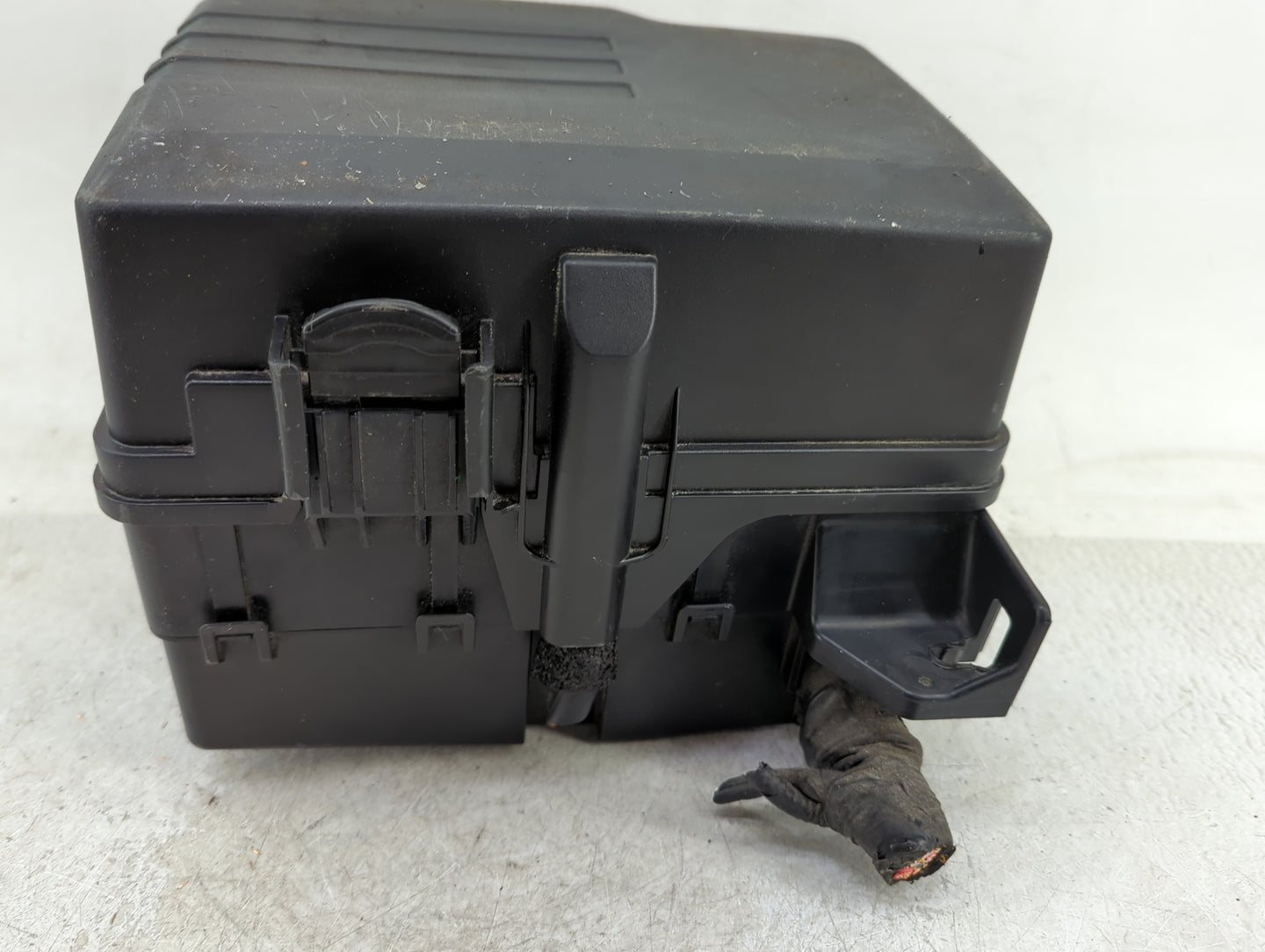 2020-2022 Kia Telluride Fusebox Fuse Box Panel Relay Module Fits Fits 2020 2021 2022 OEM Used Auto Parts - Oemusedautoparts1