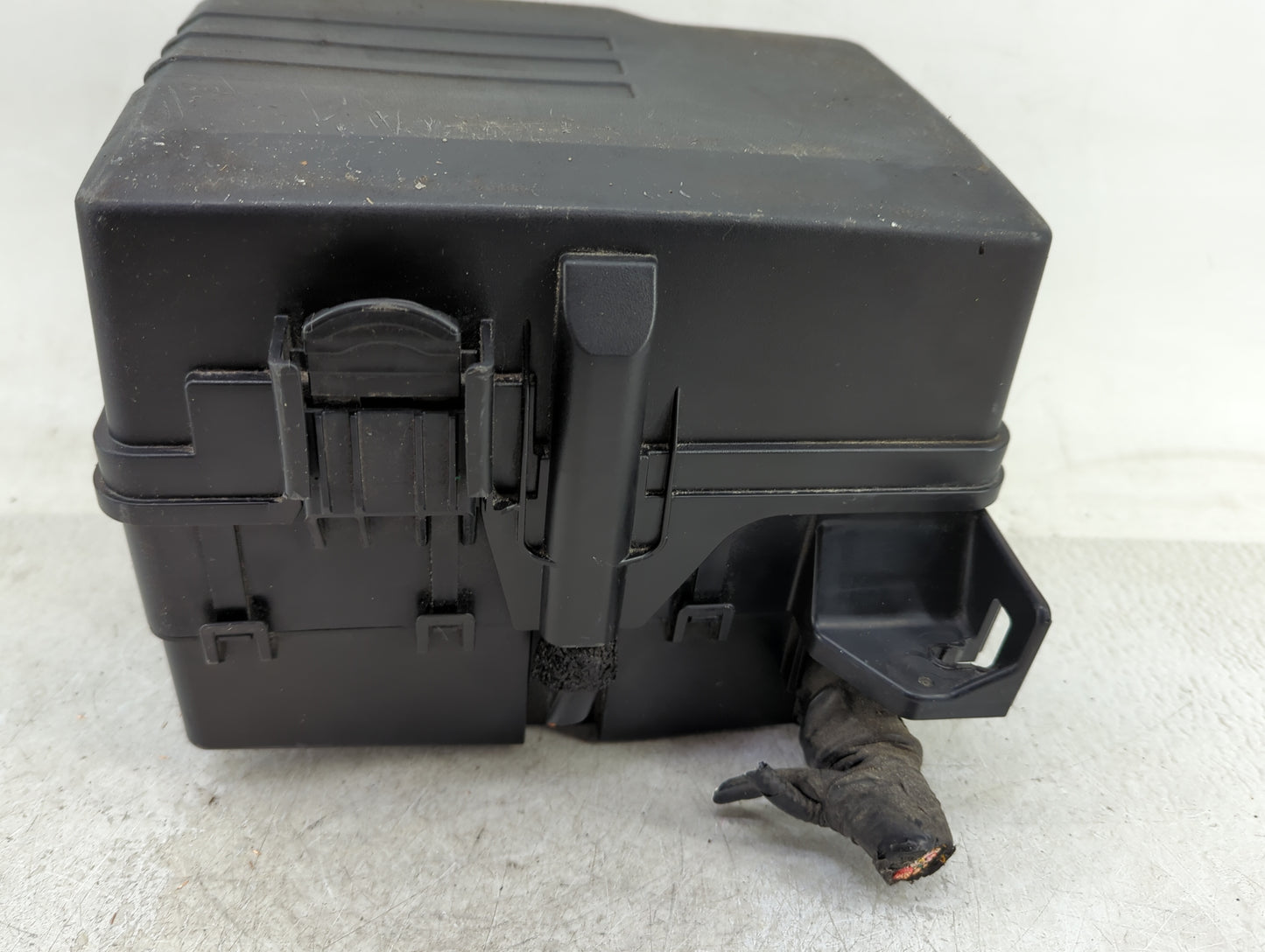 2020-2022 Kia Telluride Fusebox Fuse Box Panel Relay Module Fits Fits 2020 2021 2022 OEM Used Auto Parts - Oemusedautoparts1