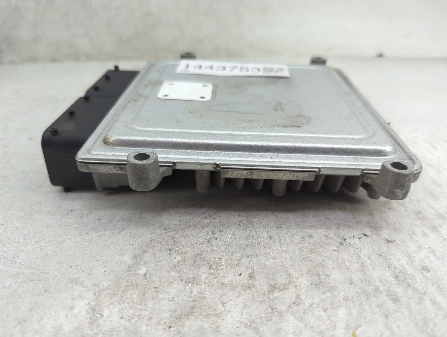 2020 Kia Telluride PCM Engine Control Computer ECU ECM PCU OEM P/N:39199-3L000 9001270125KD, IGGK0GM, SIM2K-260 Fits OEM Use