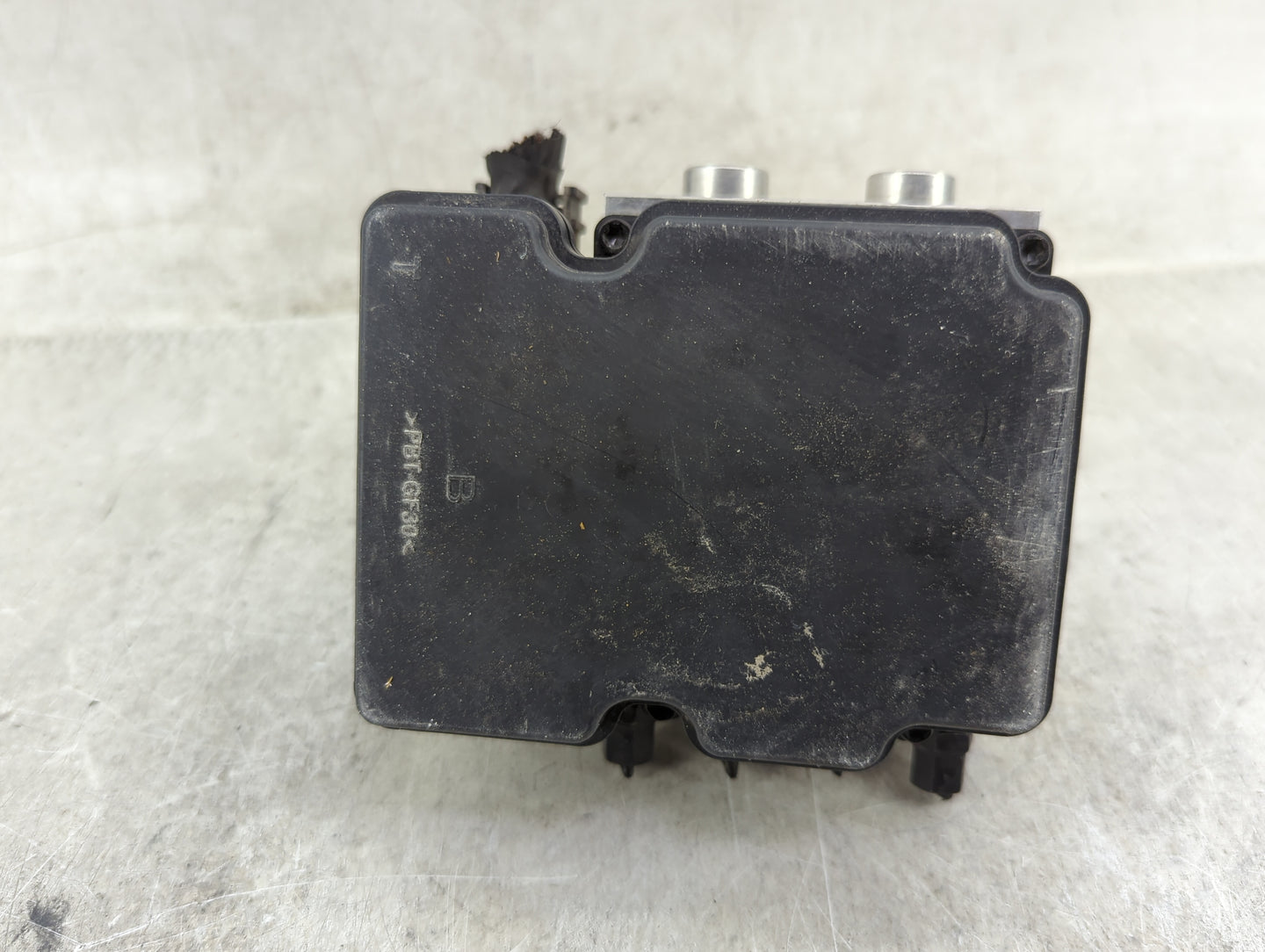 2020-2022 Kia Telluride ABS Pump Control Module Replacement P/N:S9589-32840 Fits Fits 2020 2021 2022 OEM Used Auto Parts - O