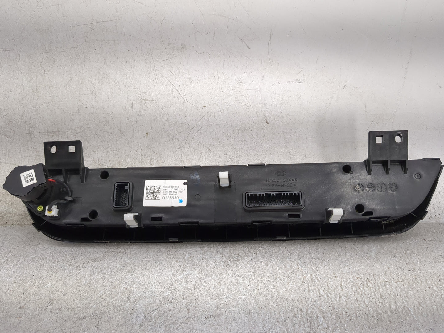 2020-2022 Kia Telluride Climate Control Module Temperature AC/Heater Replacement P/N:97250-S9300 Fits Fits 2020 2021 2022 OE