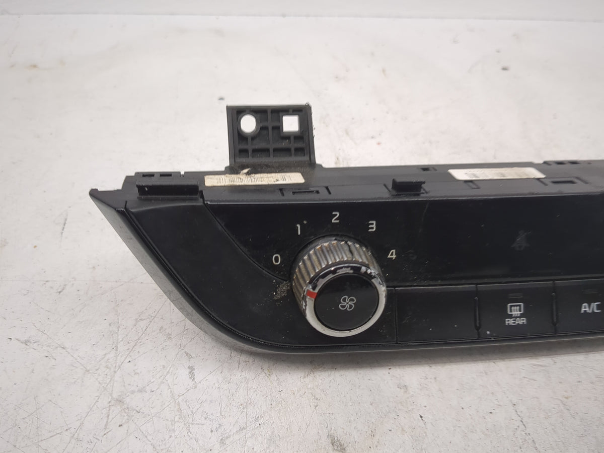 2020-2022 Kia Telluride Climate Control Module Temperature AC/Heater Replacement P/N:97250-S9000 CA06LJB2 Fits Fits 2020 202