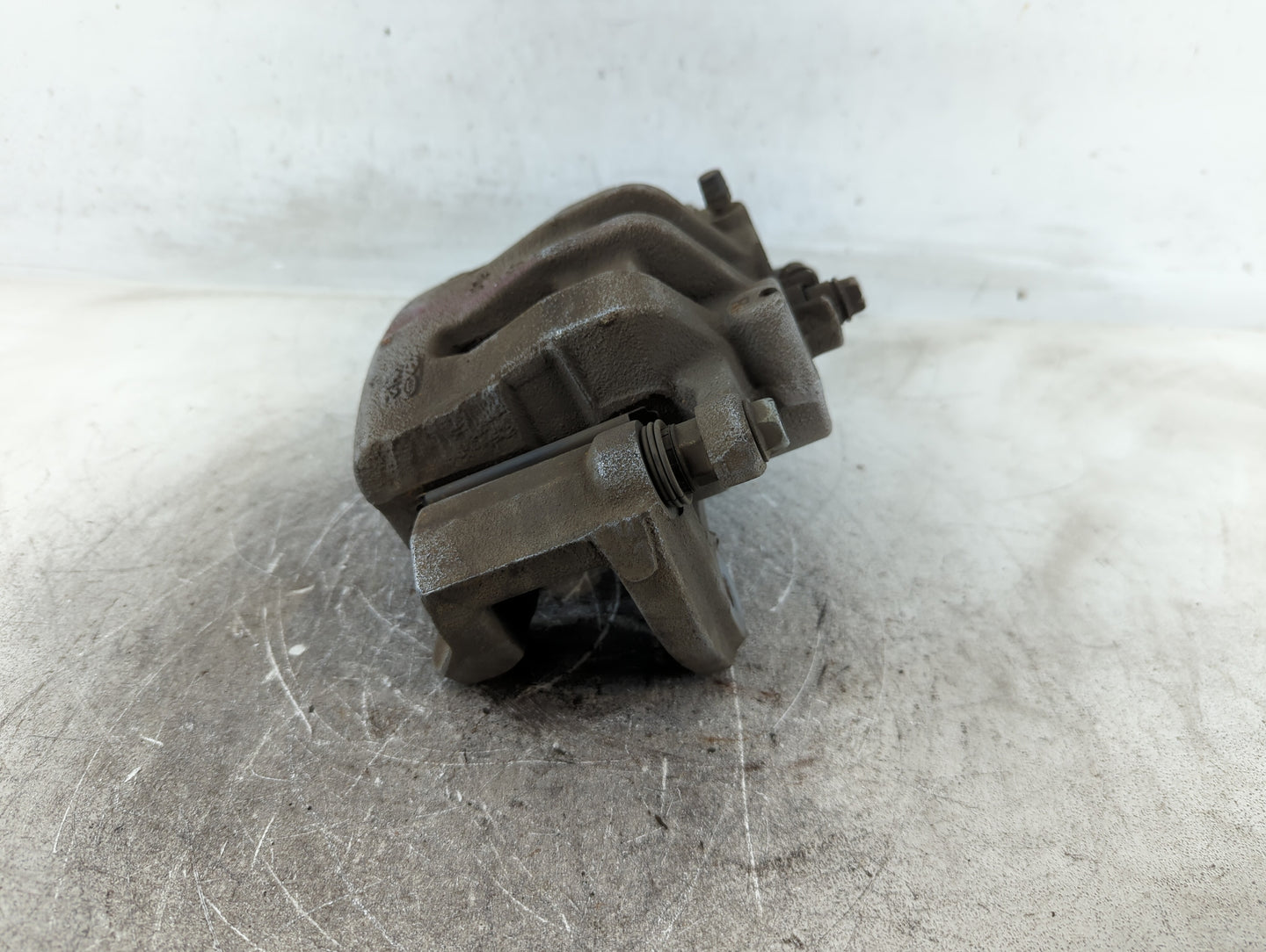 2020-2022 Kia Telluride Front Passenger Right Brake Caliper 699561 - Oemusedautoparts1.com