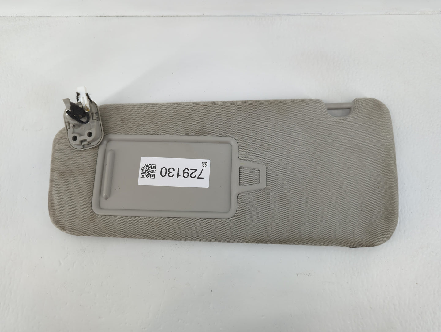 2020-2022 Kia Telluride Sun Visor Shade Replacement Passenger Right Mirror Fits Fits 2020 2021 2022 OEM Used Auto Parts - Oe