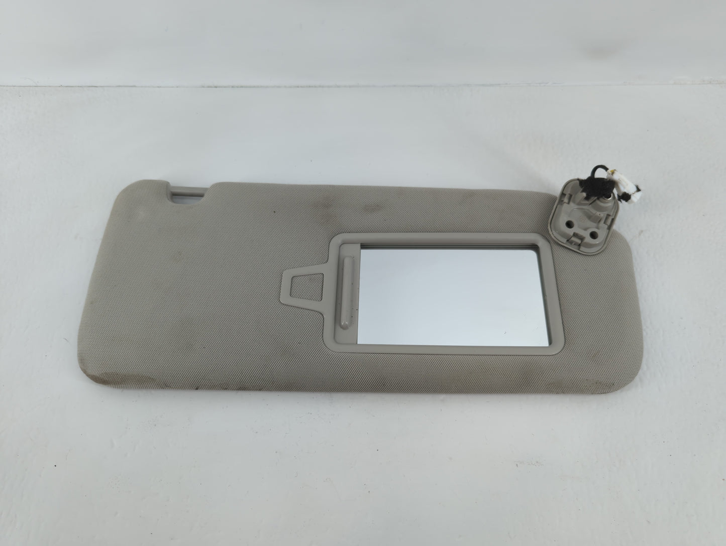 2020-2022 Kia Telluride Sun Visor Shade Replacement Driver Left Mirror Fits Fits 2020 2021 2022 OEM Used Auto Parts - Oemuse
