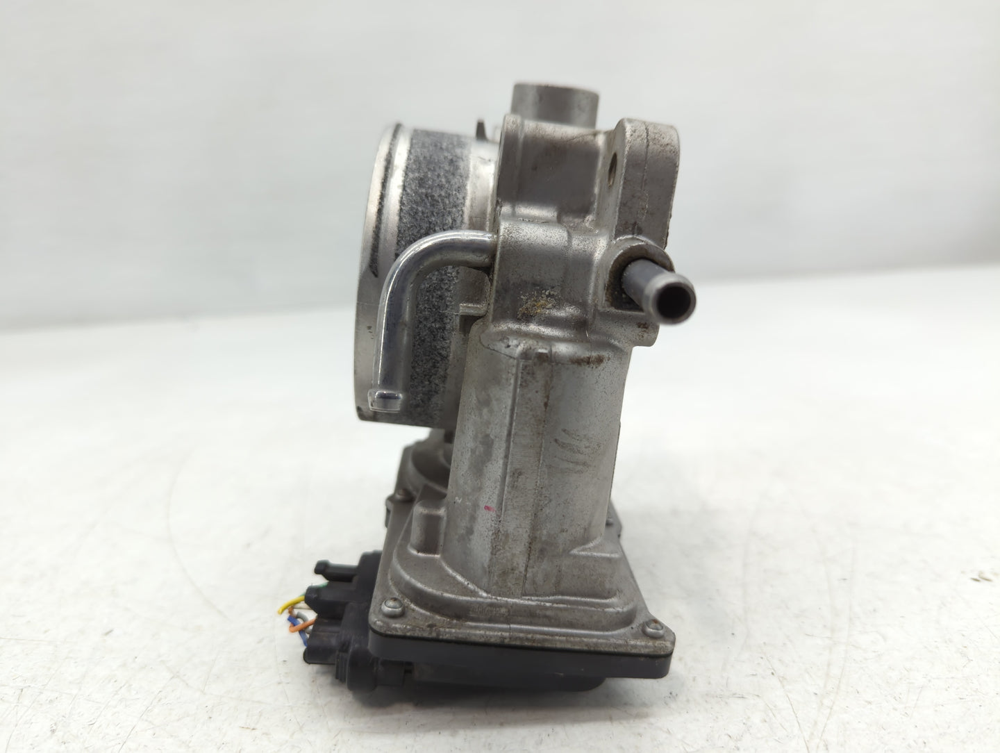 2020-2022 Kia Telluride Throttle Body P/N:35100-3L100 Fits Fits 2017 2018 2019 2020 2021 2022 OEM Used Auto Parts - Oemuseda