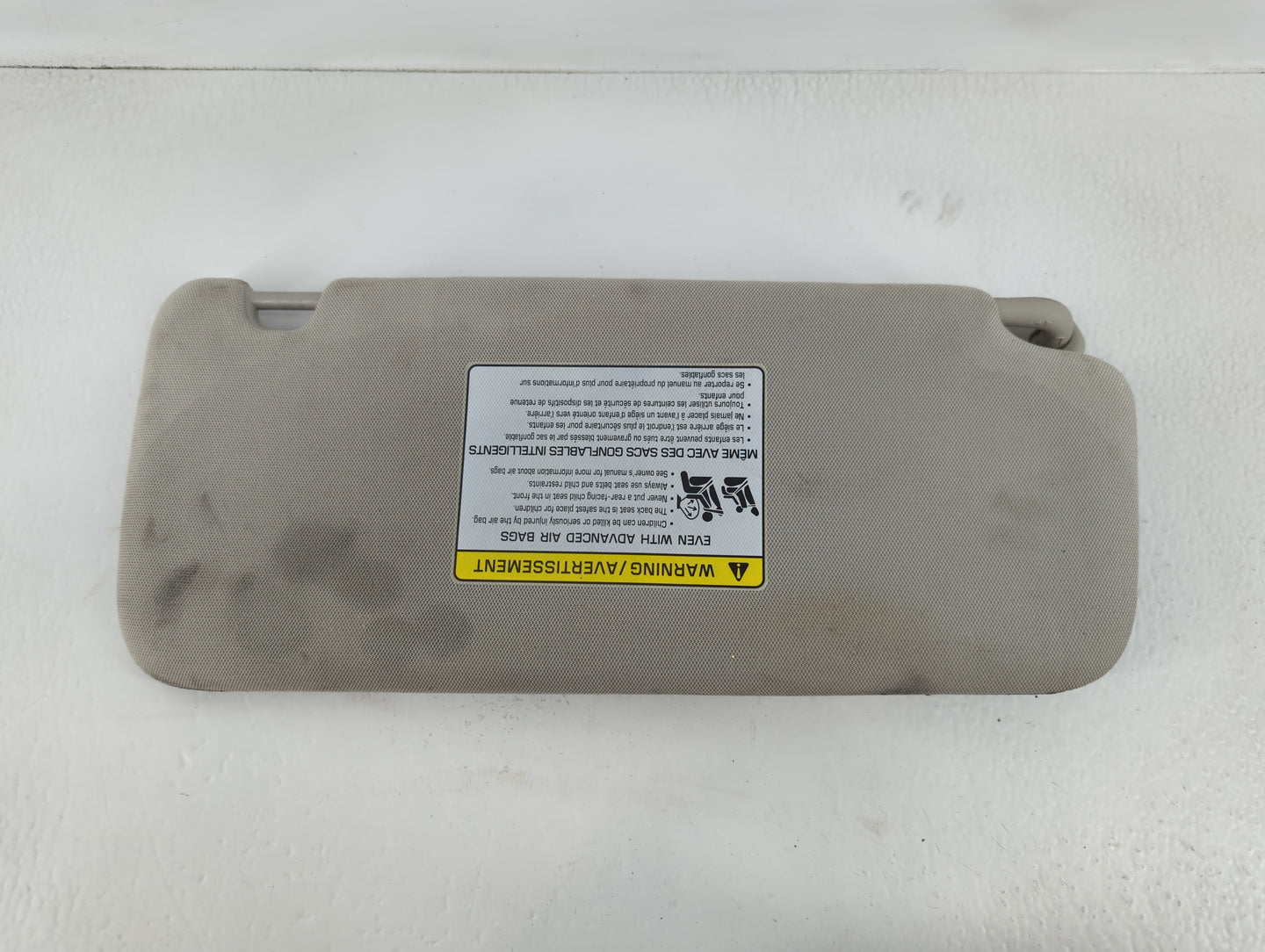 2020-2022 Kia Telluride Sun Visor Shade Replacement Driver Left Mirror Fits Fits 2020 2021 2022 OEM Used Auto Parts - Oemuse