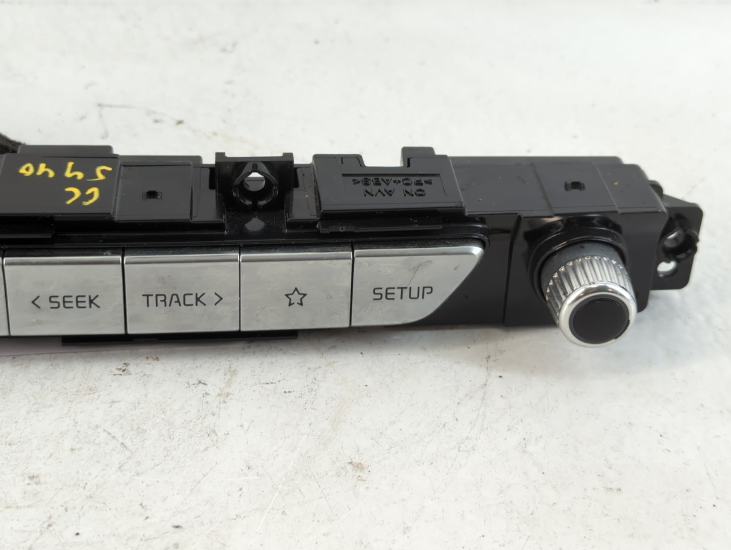 2020-2022 Kia Telluride Radio AM FM Cd Player Receiver Replacement P/N:96540S9000SA1 26532381580 Fits Fits 2020 2021 2022 OE