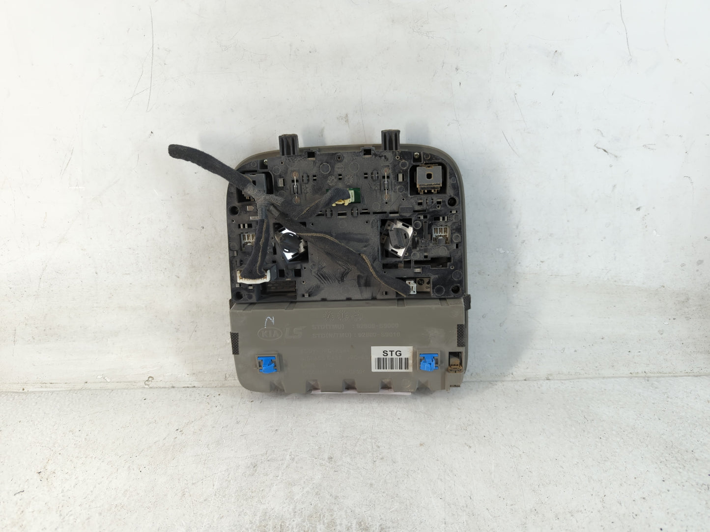 2020-2022 Kia Telluride Overhead Roof Console - Oemusedautoparts1.com