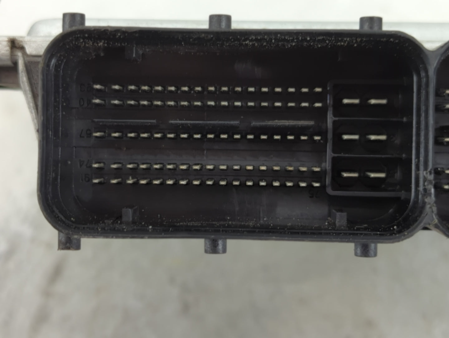 2020 Kia Telluride PCM Engine Control Computer ECU ECM PCU OEM P/N:01570899 19801501, 39199-3L000 Fits OEM Used Auto Parts -