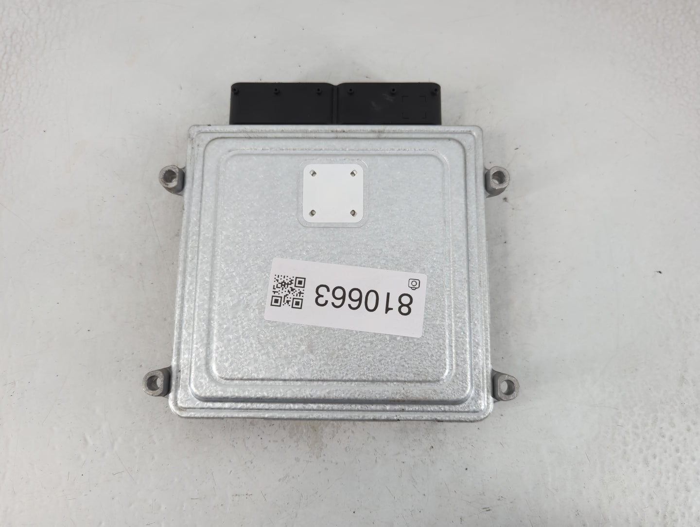 2020 Kia Telluride PCM Engine Control Computer ECU ECM PCU OEM P/N:01570899 19801501, 39199-3L000 Fits OEM Used Auto Parts -