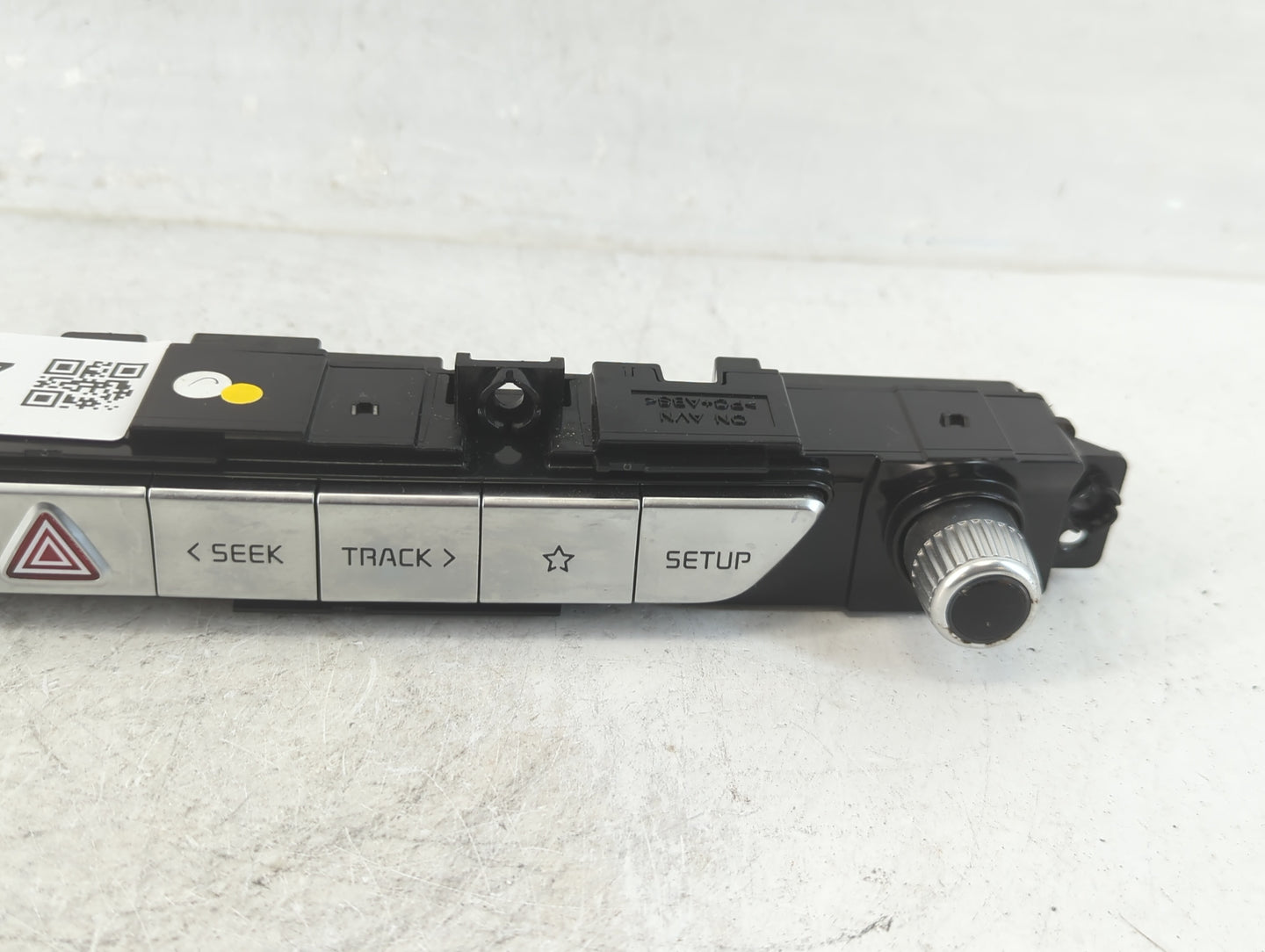 2020-2022 Kia Telluride Radio AM FM Cd Player Receiver Replacement P/N:26438272117 Fits Fits 2020 2021 2022 OEM Used Auto Pa